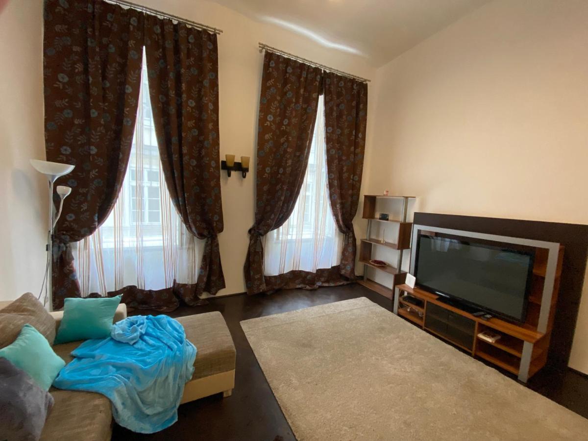 Location In The Heart Of The City, 2 Bedrooms, 2 Bathrooms Apartamento Budapest